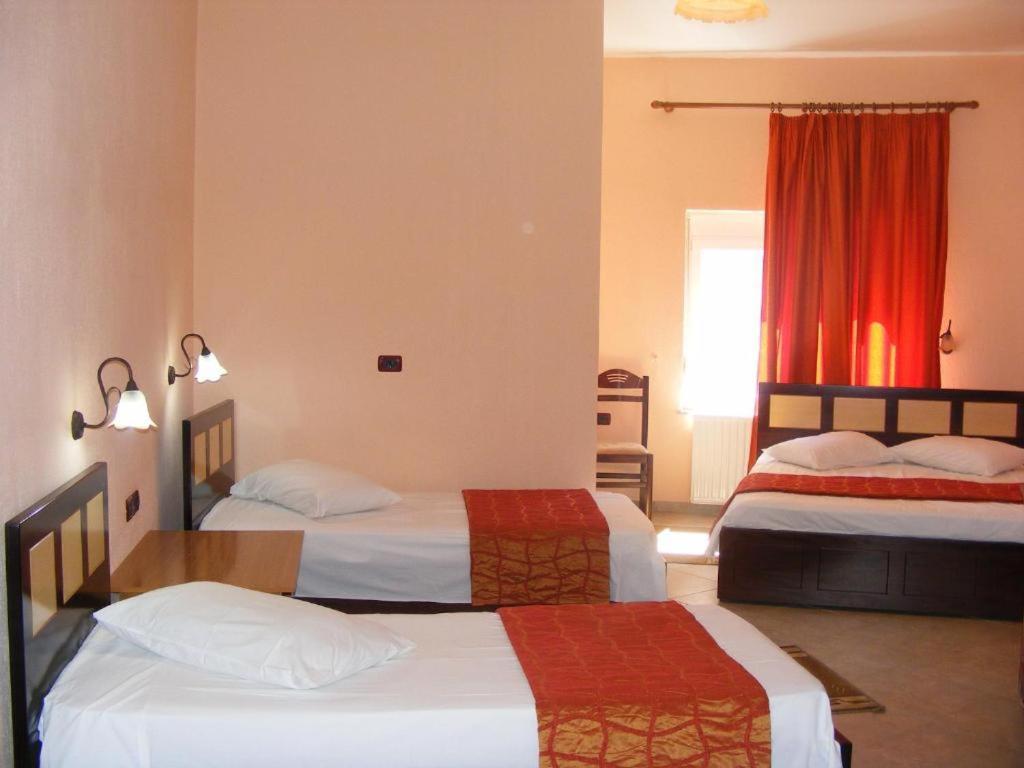 Hotel George Korce Exterior foto